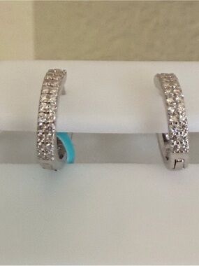 925 Sterling Silver Huggie Hoop Earrings Moissanite 0.39 CTW VVSD